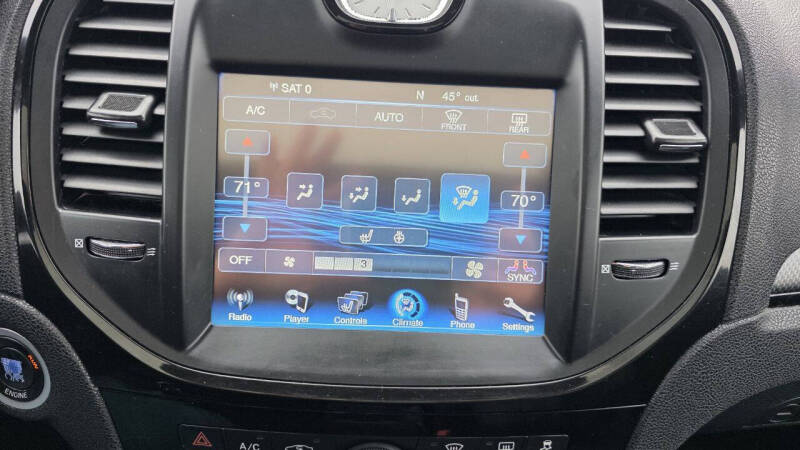 2012 Chrysler 300 S V8