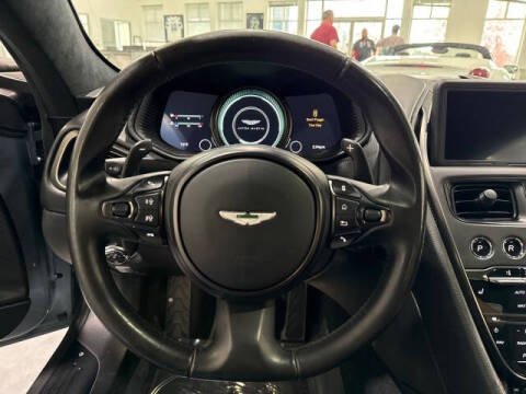 2019 Aston Martin DB11 V8