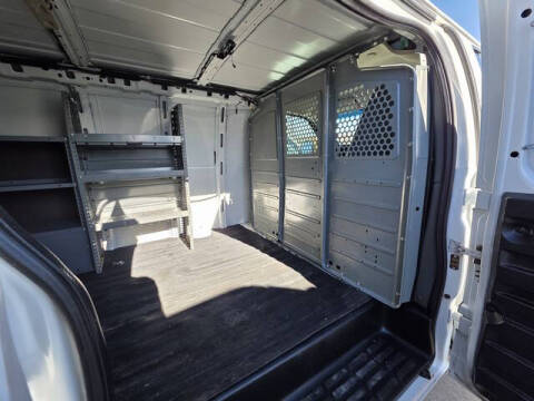 2018 Chevrolet Express 2500