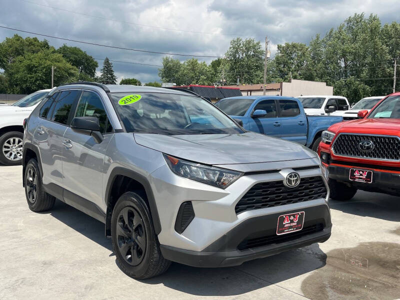 2019 Toyota RAV4 LE