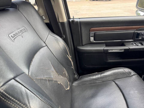 2014 RAM 1500 Laramie