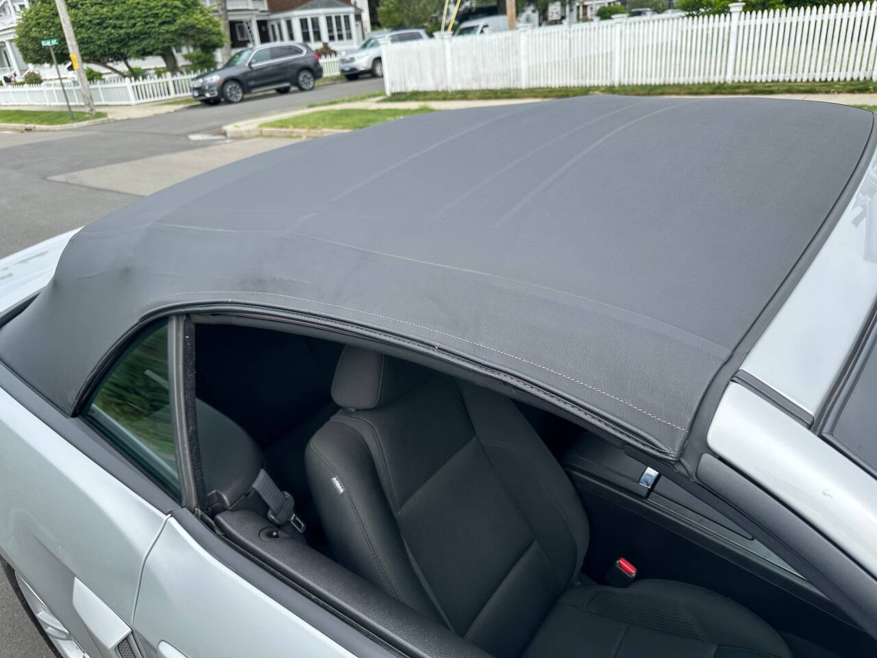 2010 Ford Mustang 11