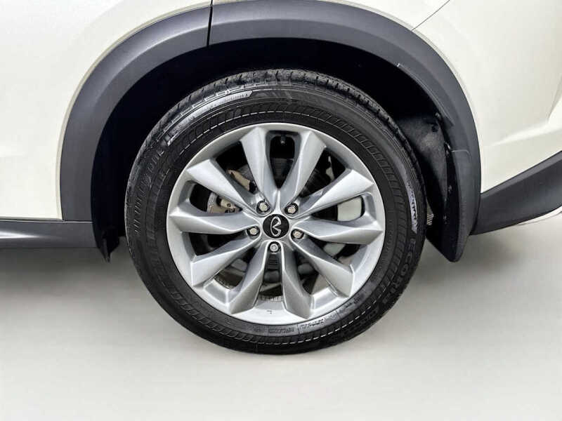 2022 Infiniti QX50 Luxe