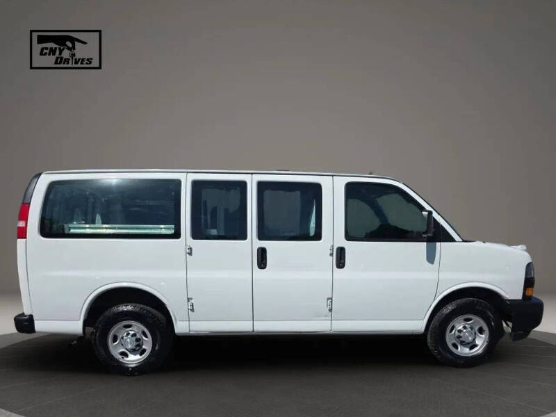 2018 Chevrolet Express 2500