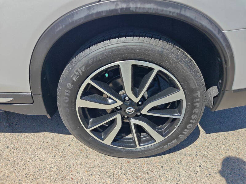 2020 Nissan Rogue SL