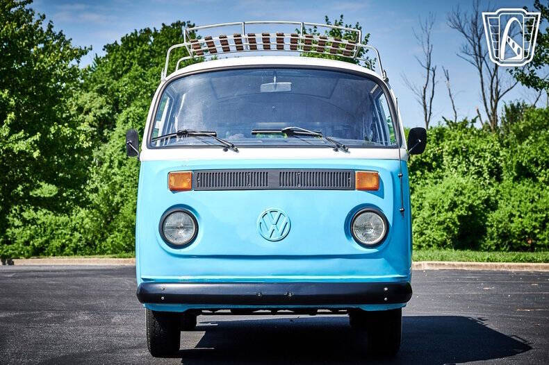 1990 Volkswagen Bus
