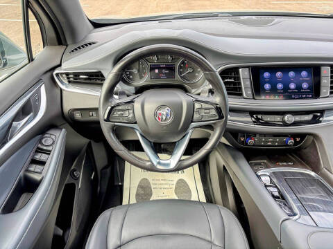 2023 Buick Enclave Essence