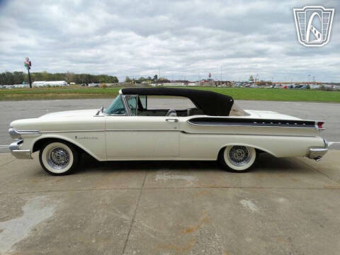 1957 Mercury Monterey