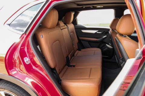 2024 VinFast VF8 Plus