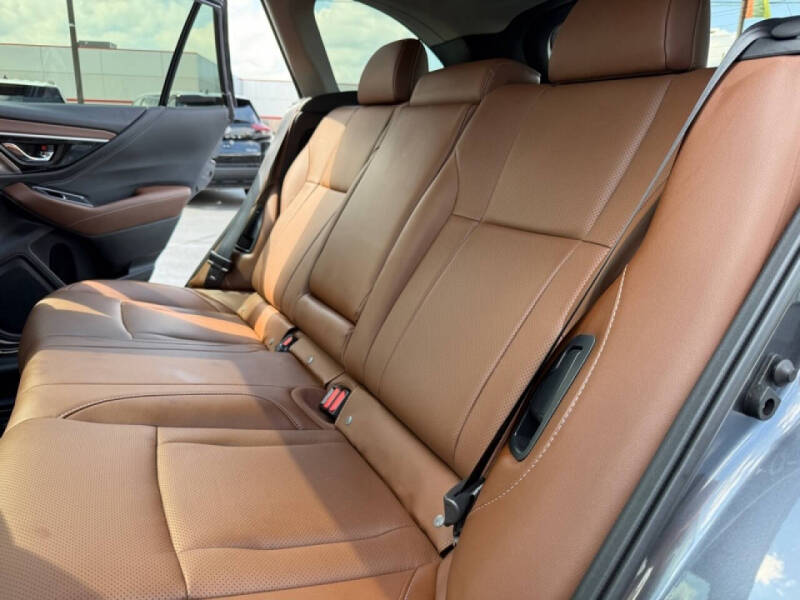 2022 Subaru Outback Touring