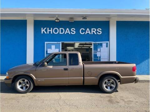 2002 Chevrolet S-10 for sale at Khodas Cars in Gilroy CA