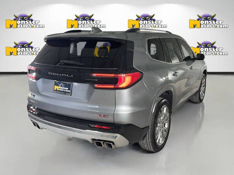 2025 GMC Acadia Denali
