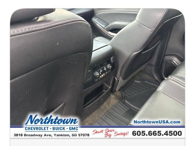 2016 GMC Yukon XL SLT