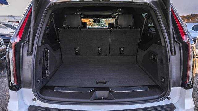 2022 Cadillac Escalade ESV Sport Platinum