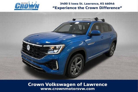 2024 Volkswagen Atlas Cross Sport for sale at Crown Automotive of Lawrence Kansas in Lawrence KS