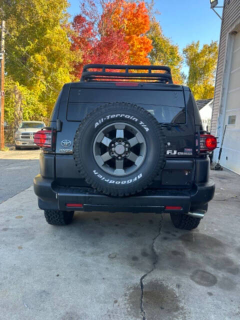 2007 Toyota FJ Cruiser for sale at JJ s Auto Sales and Repair in Manchester , NH