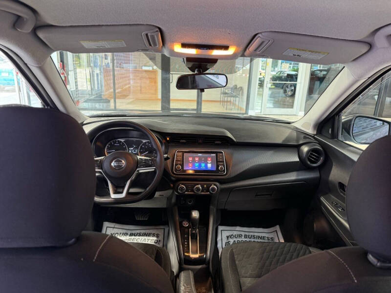 2021 Nissan Kicks S