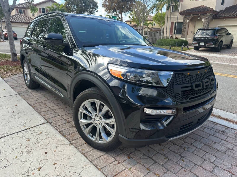 2024 Ford Explorer XLT