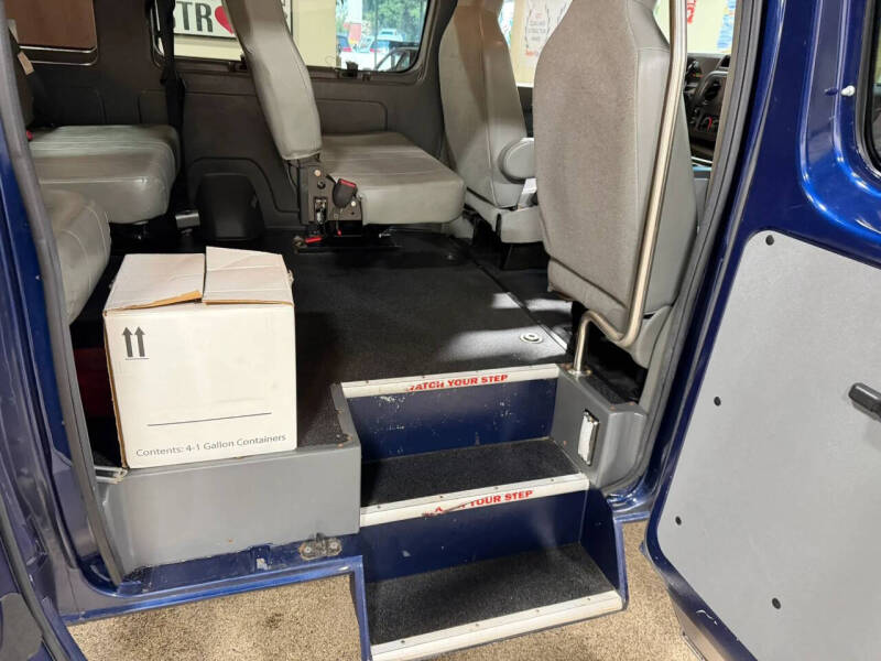 2013 Ford E-Series E-250