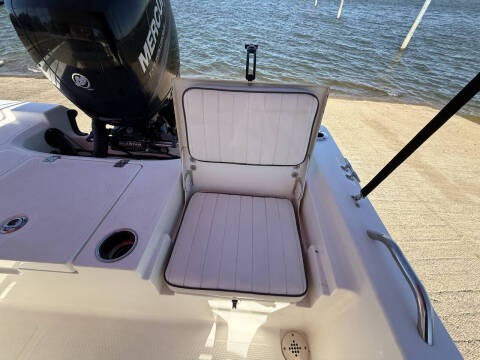 2015 Mako 19 CPX