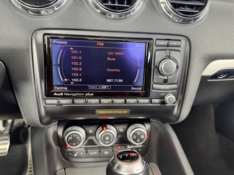 2011 Audi TTS 2.0T quattro Prestige