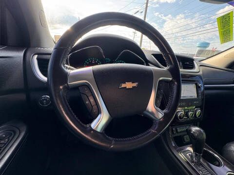 2017 Chevrolet Traverse LT