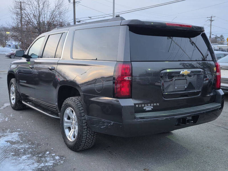 2015 Chevrolet Suburban LT