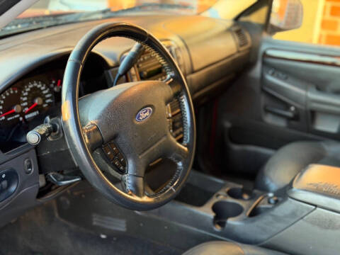 2005 Ford Explorer Limited