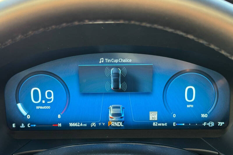 2025 Ford Escape Platinum - Photo 25