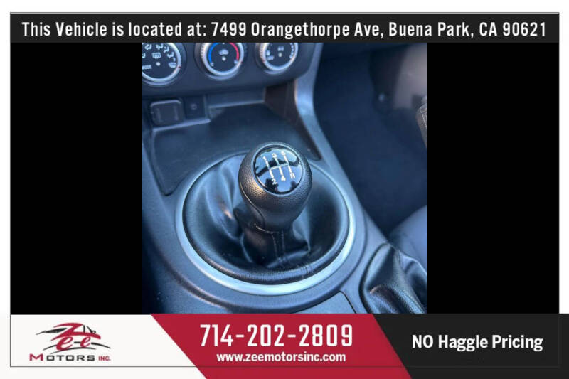 2013 Mazda MX-5 Miata Sport