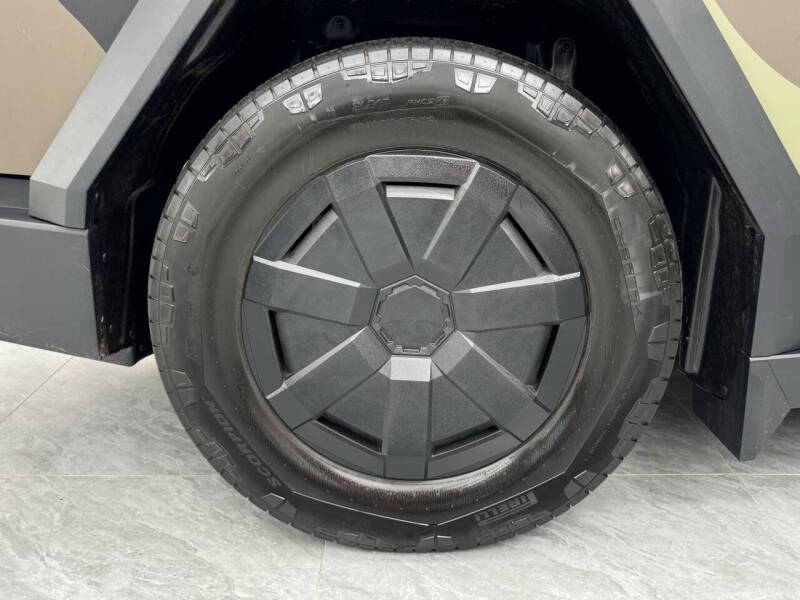 2024 Tesla Cybertruck