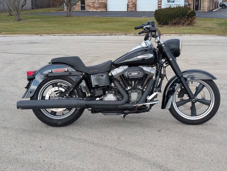2016 Harley-Davidson FLD Switchback