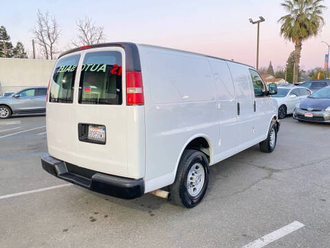 2016 Chevrolet Express 2500