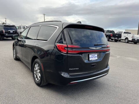 2022 Chrysler Pacifica Touring