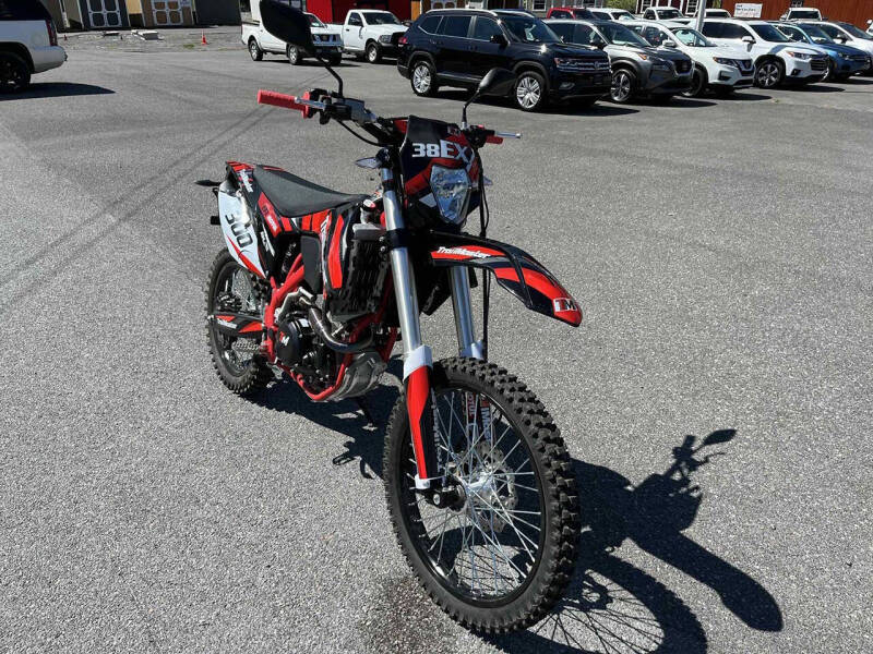 2024 TrailMaster TM38EX-300