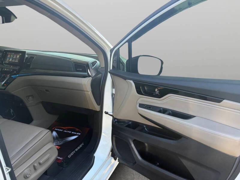 2021 Honda Odyssey Elite