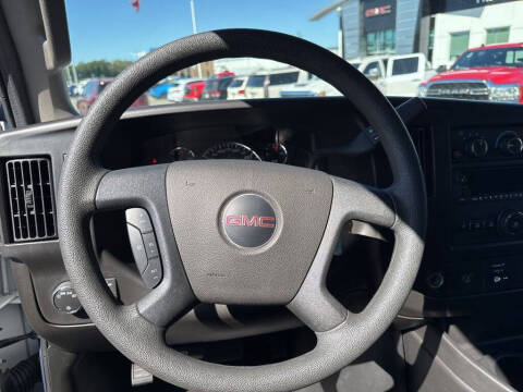 2023 GMC Savana 2500