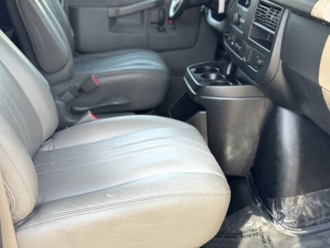 2019 Chevrolet Express 2500