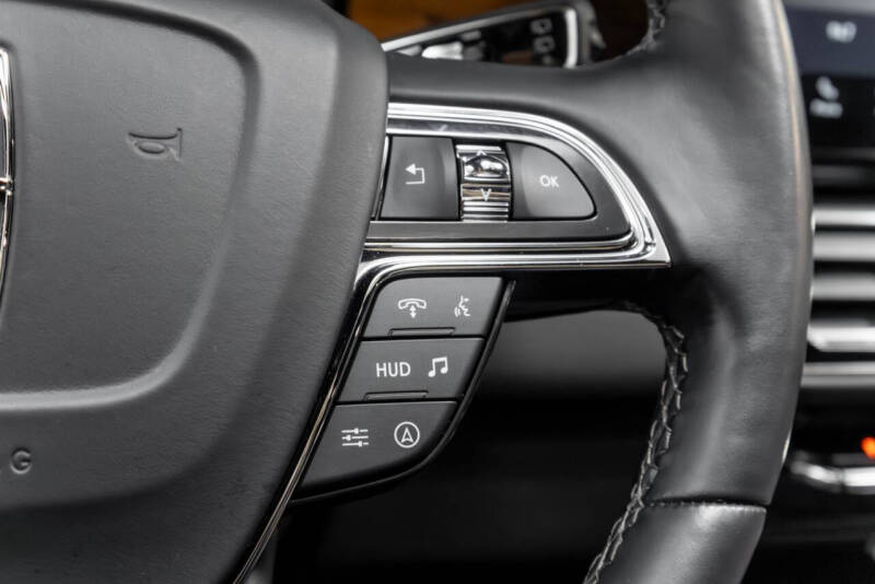 2022 Lincoln Navigator Black Label