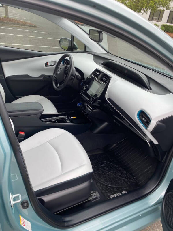 2019 Toyota Prius Limited