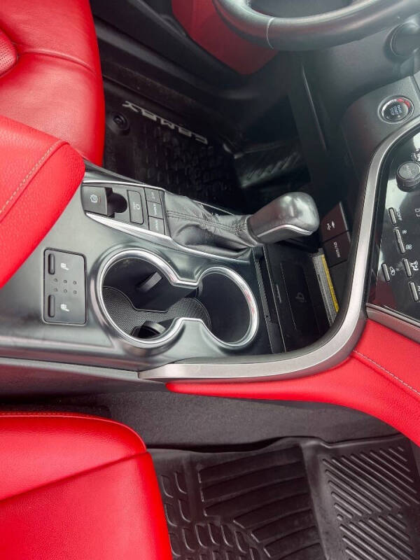 2019 Toyota Camry XSE V6