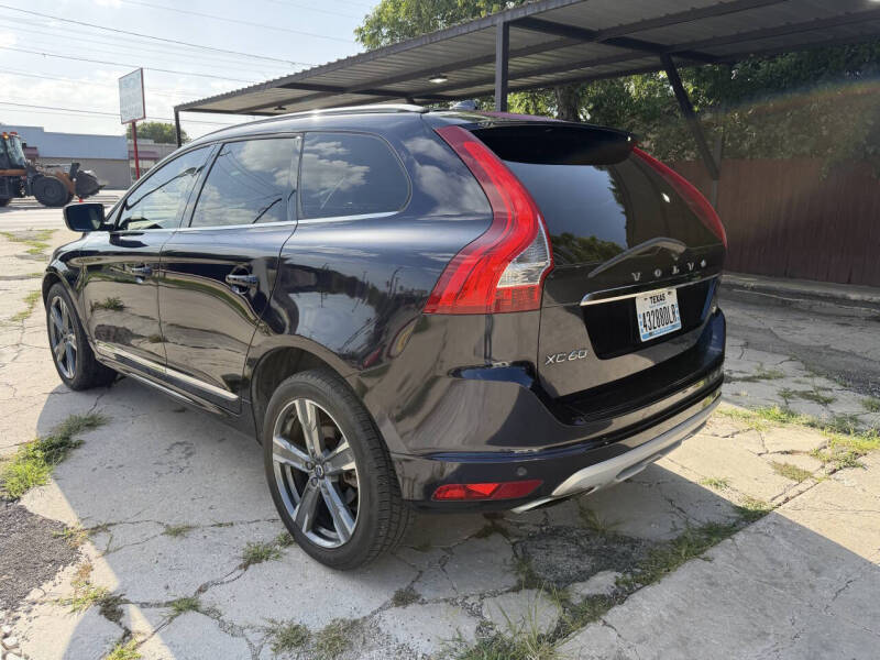 2017 Volvo XC60 T5 Dynamic