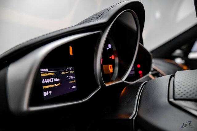 2013 McLaren MP4-12C Spider