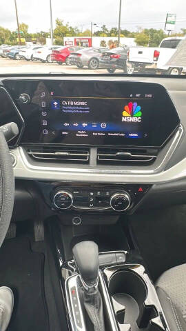 2025 Chevrolet Trax LT