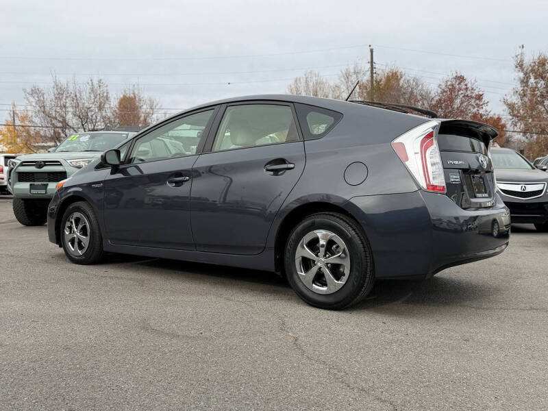 2012 Toyota Prius Two
