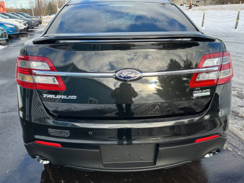 2015 Ford Taurus SHO