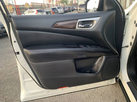 2013 Nissan Pathfinder SL