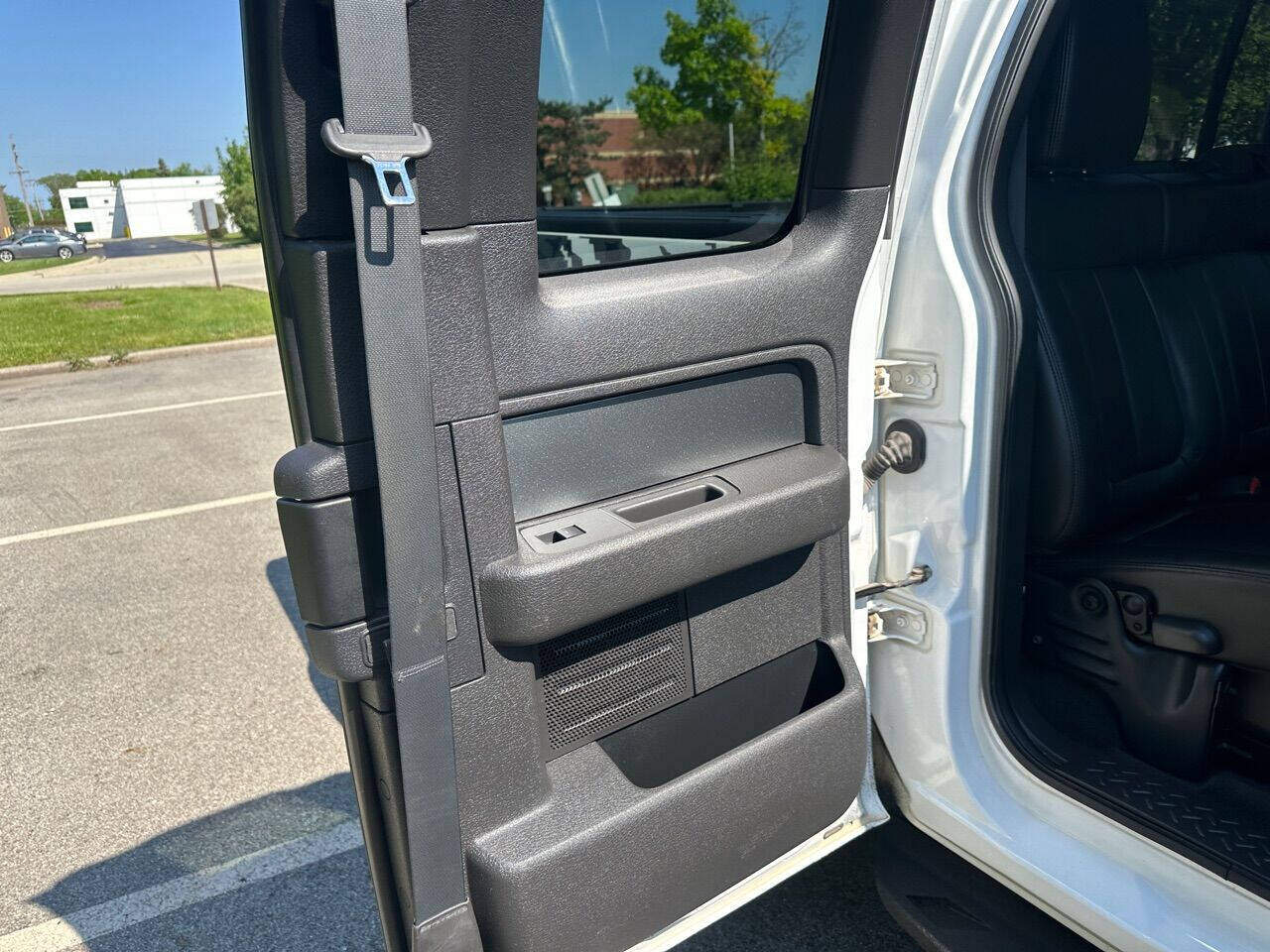 2010 Ford F-150 37