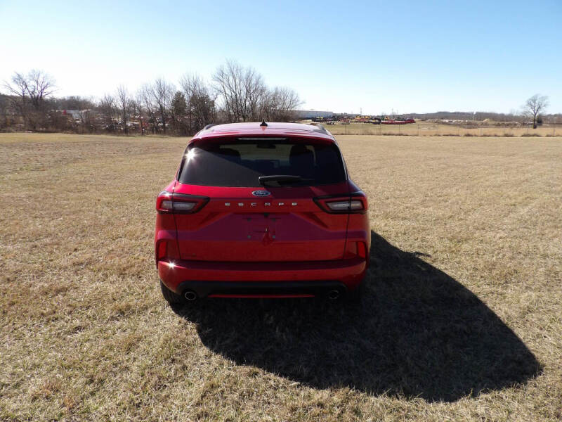2024 Ford Escape ST-Line