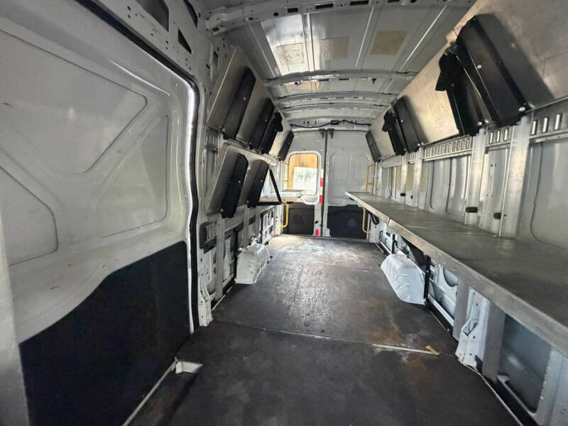 2023 Ford Transit